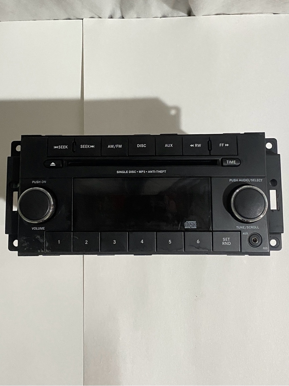 OEM Factory Chrysler Dodge Jeep Ram AM FM CD Player Mp3 Aux Stereo P05091301AC